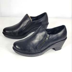 Born Heels #553 Size 9.5M